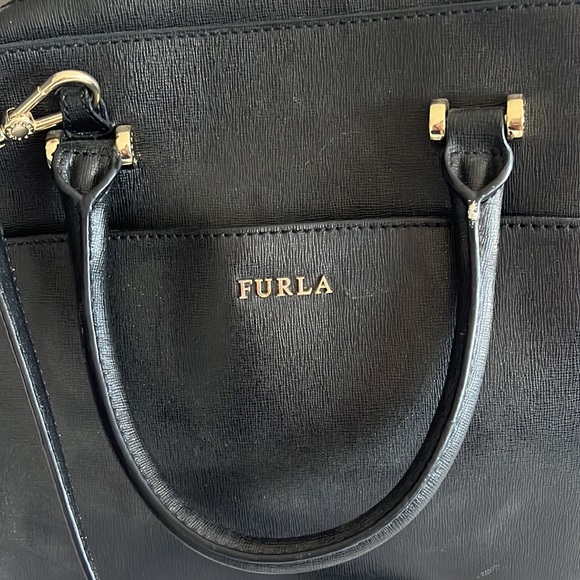 EUC Furla Purse - Picture 2 of 11